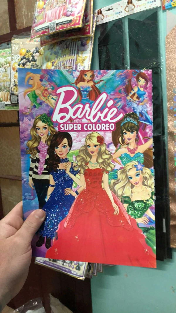 Libritos  De colorear de 6 páginas Barbie's foto | Milán Roches |  BizneCubano