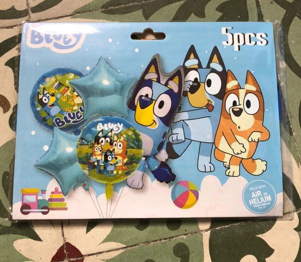 Set de 5 globos Bluey M-2's foto | Milán Roches |  BizneCubano