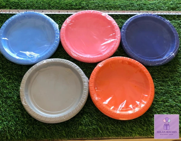 Paqutes de 10 platicos reutilizables Naranja's foto | Milán Roches |  BizneCubano