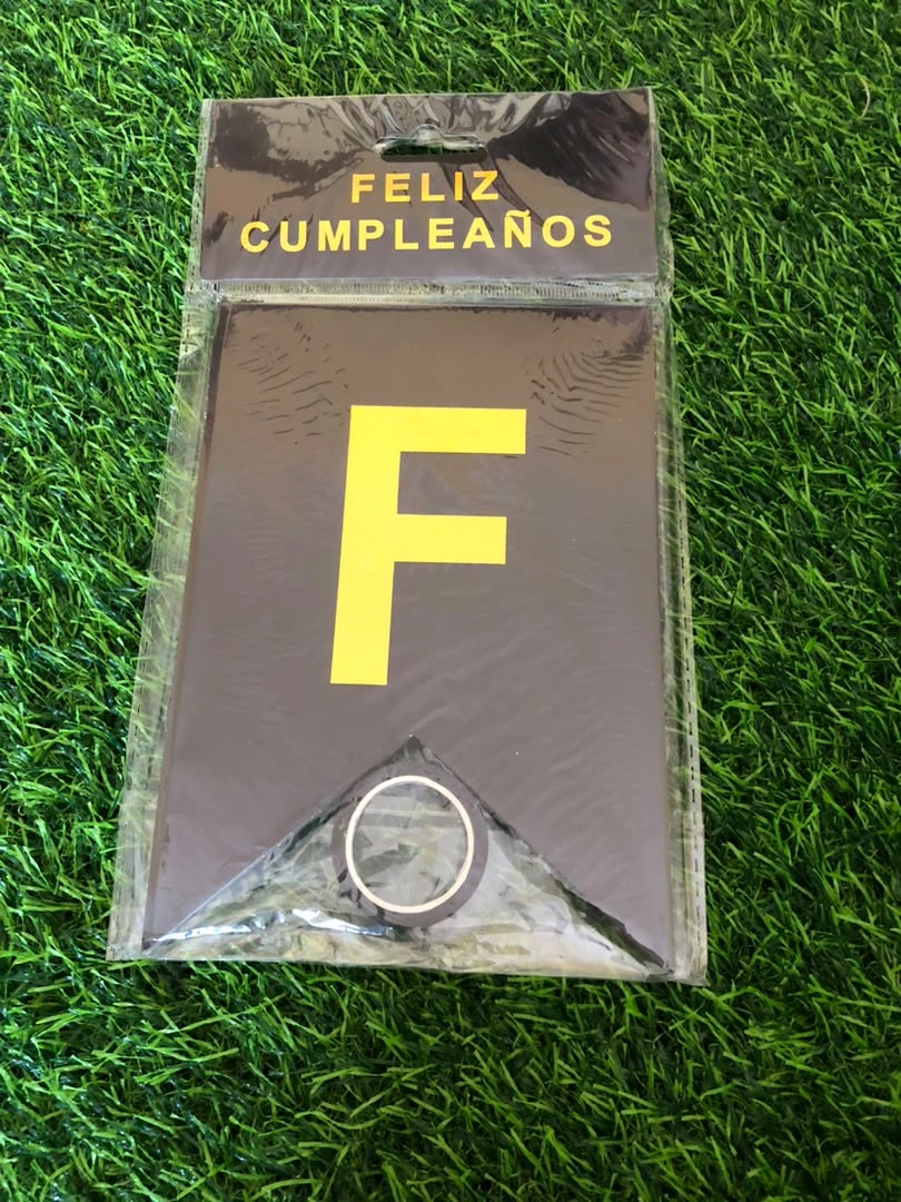 Banderin feliz cumpleaños Negro's foto | Milán Roches |  BizneCubano