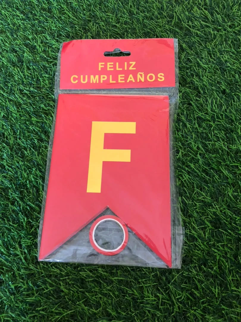Banderin feliz cumpleaños Rojo's foto | Milán Roches |  BizneCubano