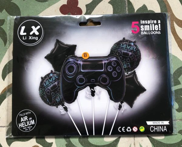 Set de 5 globos Game's foto | Milán Roches |  BizneCubano