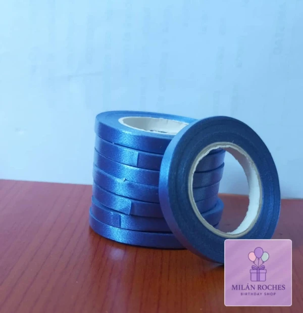 Cinta decorativa Azul oscuro's foto | Milán Roches |  BizneCubano
