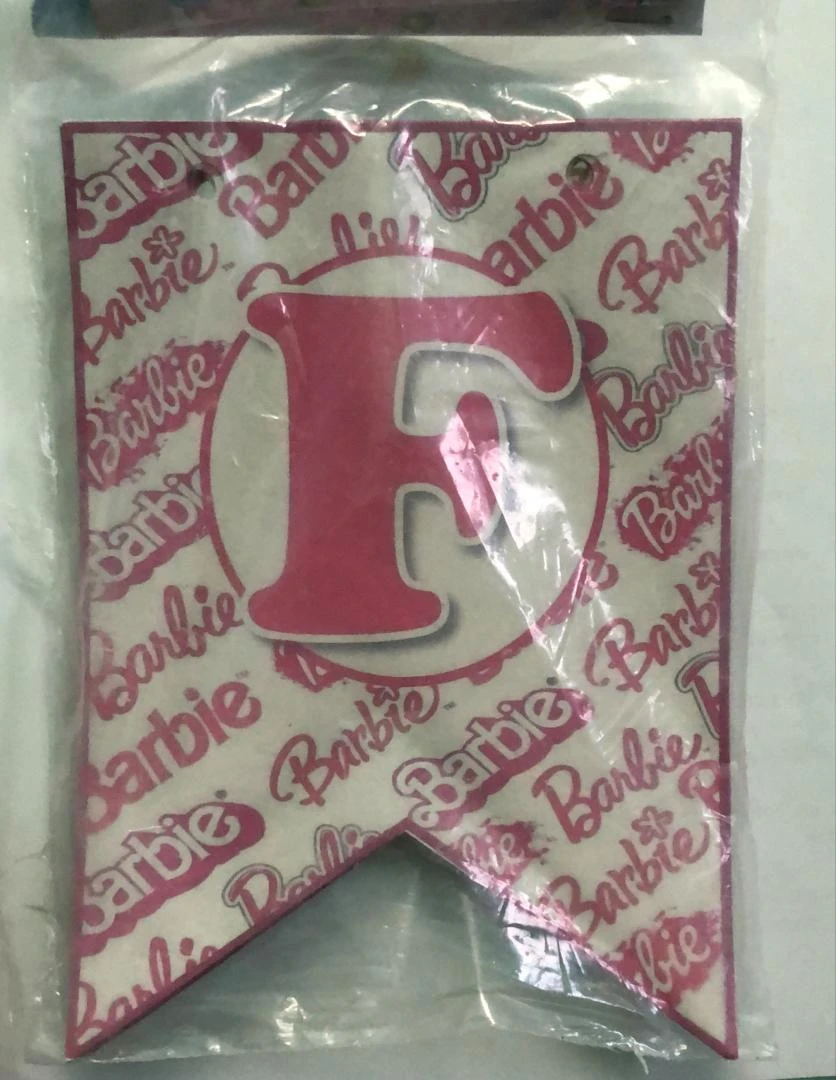 Banderines tematico barbie's foto | Milán Roches |  BizneCubano